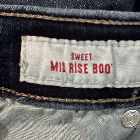 Lucky Brand Sweet Mid Rise boot cut Blue Jeans - Picture 3 of 9